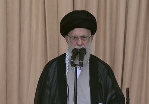 رهبر انقلاب در خطبه‌های نماز جمعه: کار درخشان نیروهای مسلح ما کاملاً قانونی و مشروع بود+ فیلم